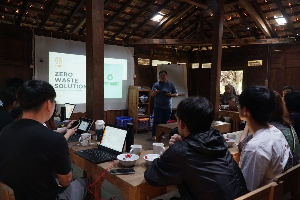 Pelatihan zero waste solution